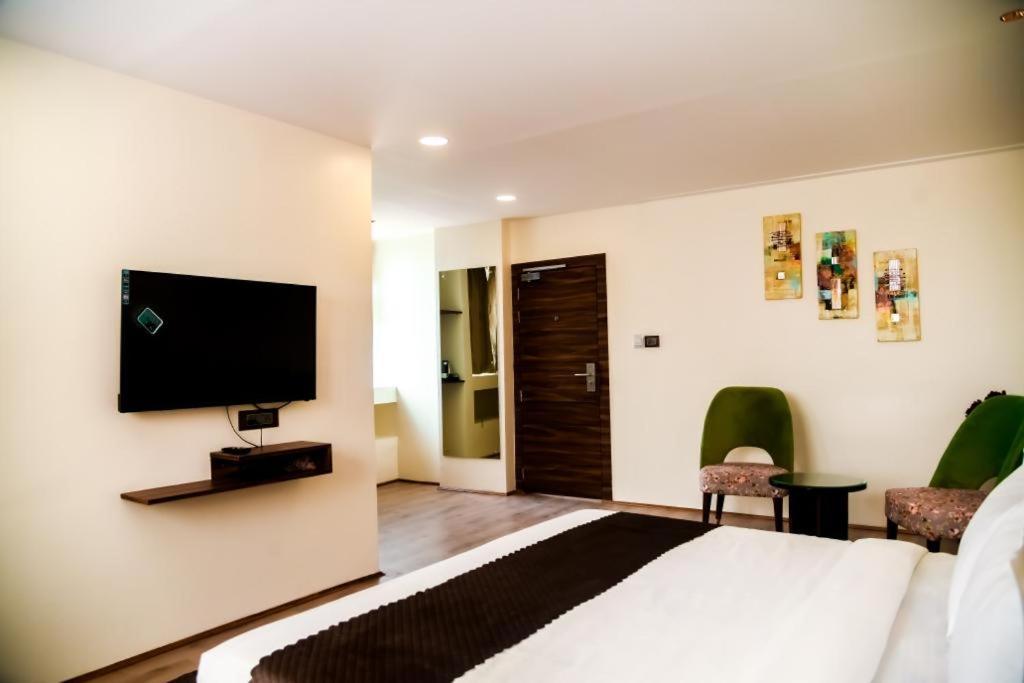Cloud Social Hotel Shillong Exterior foto