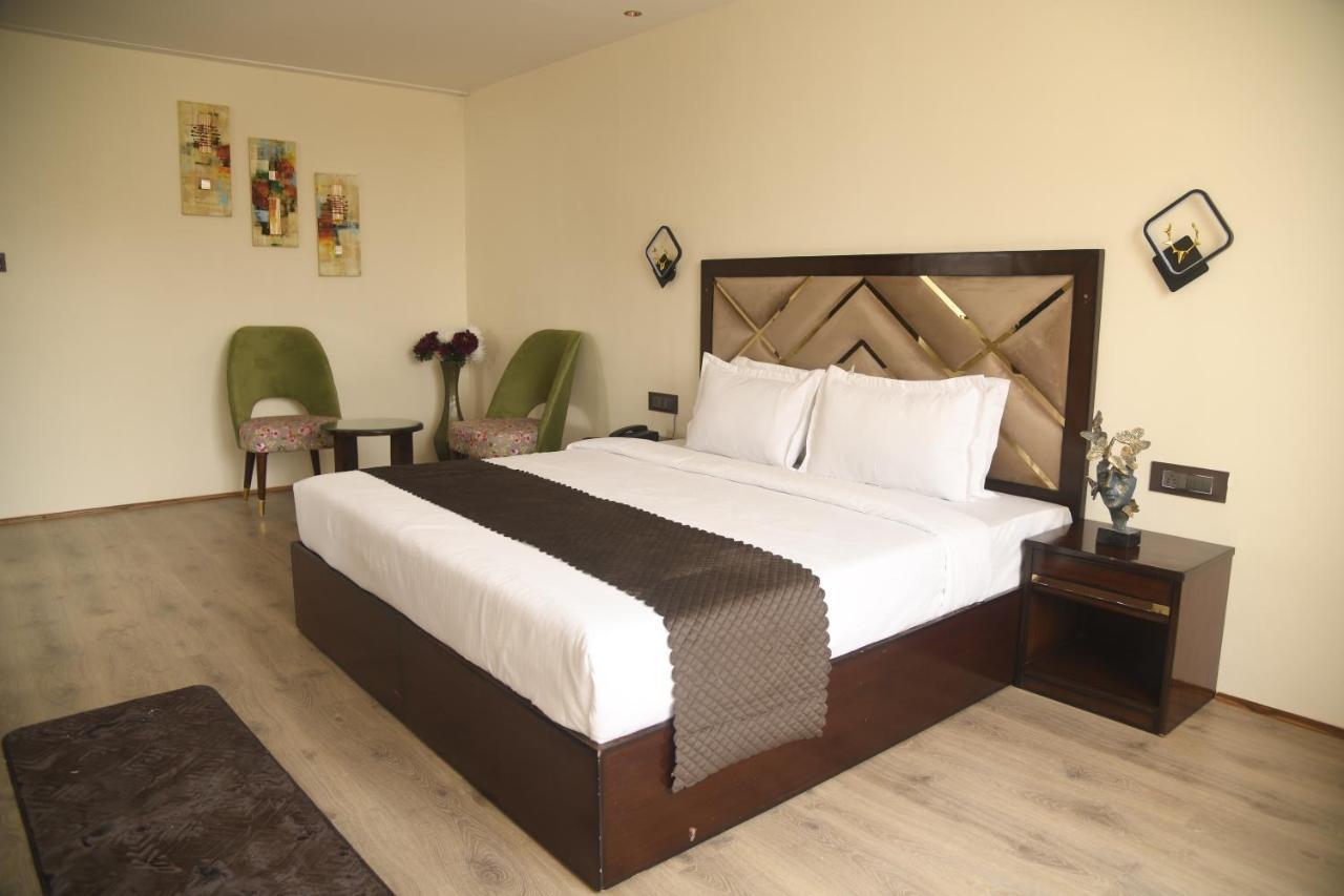 Cloud Social Hotel Shillong Exterior foto